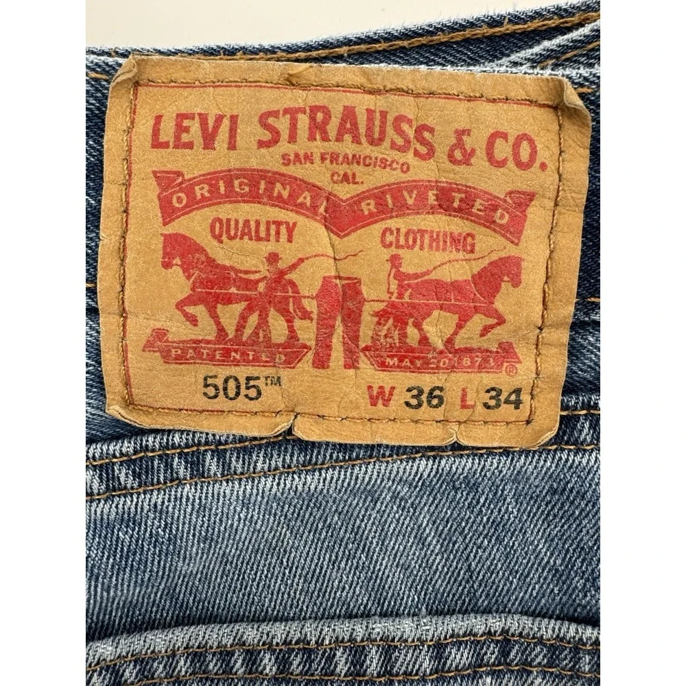 Levi's 505 Size 36x34 Blue Denim Jeans Regular Fit Straight Leg‎ Distressed